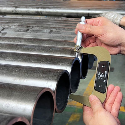 4130 Chromoly hochfester legierter Stahlrohr für Ölbohrungen und Bohrgestänge mit nahtloser Konstruktion