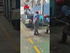 Wie entsteht das zentrale Loch in einem Titanrohr?